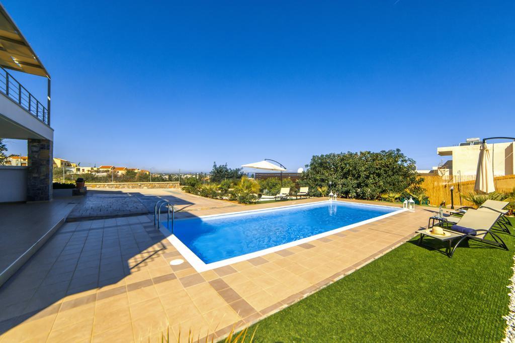 Aroma Villas Hersonissos  Exterior photo